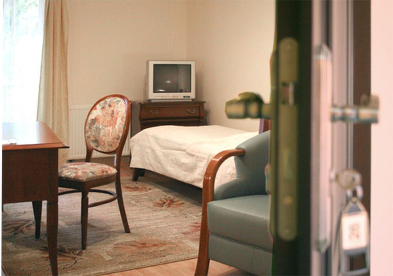 Hotel Gracja Гожов Велкополски Екстериор снимка