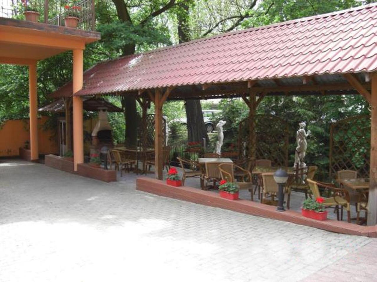 Hotel Gracja Гожов Велкополски Екстериор снимка